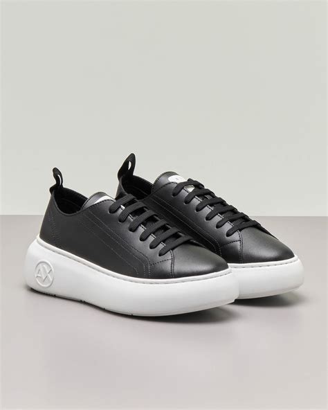 prada scarpe suola gomma bianca|Sneakers in pelle .